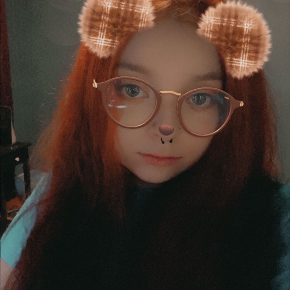 Meet your Posher, Evelyn